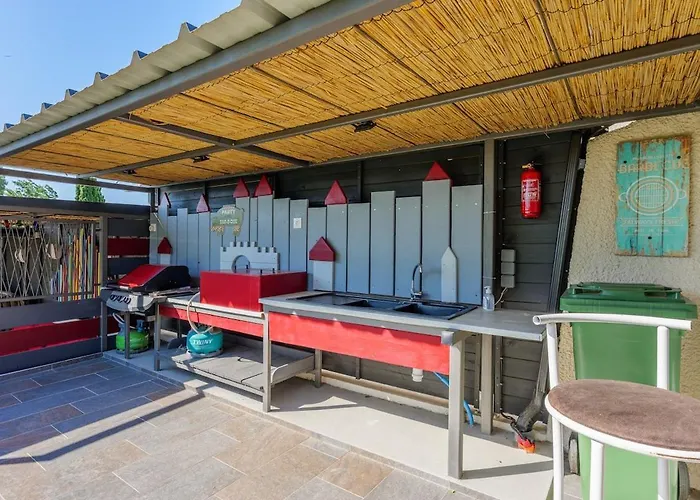 Sophora - Piscine Toboggan Aquatique Privee Conilhac-Corbières
